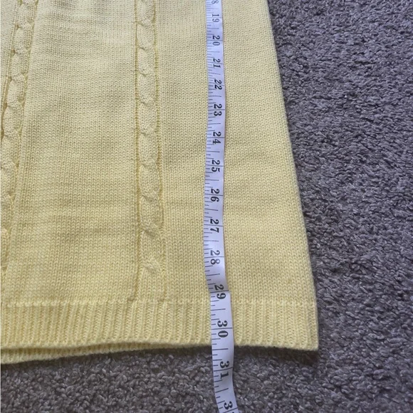 Elegant Cream Cable Knit Sweater Set - Picture 8 of 10